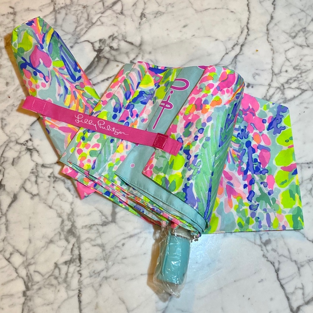 Lilly Pulitzer Catch A Wave Travel Umbrella, New